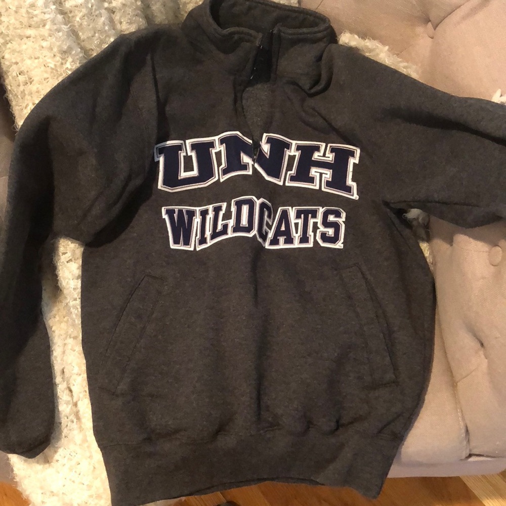 UNH quarter zip sweatshirt Grey